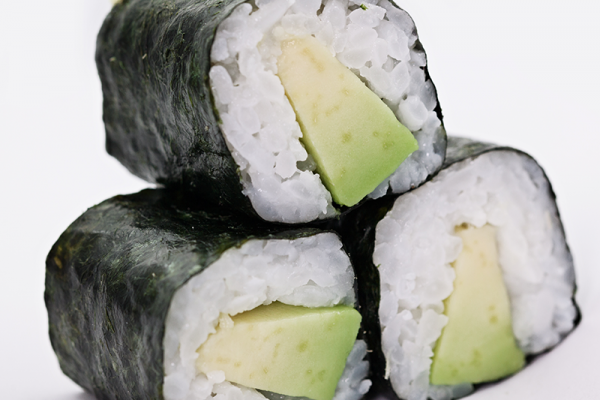 avocado-maki800x800